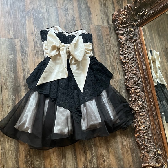 Betsy Johnson Party Dress Mini Strapless Bow Tulle sz 6 - Picture 5 of 14